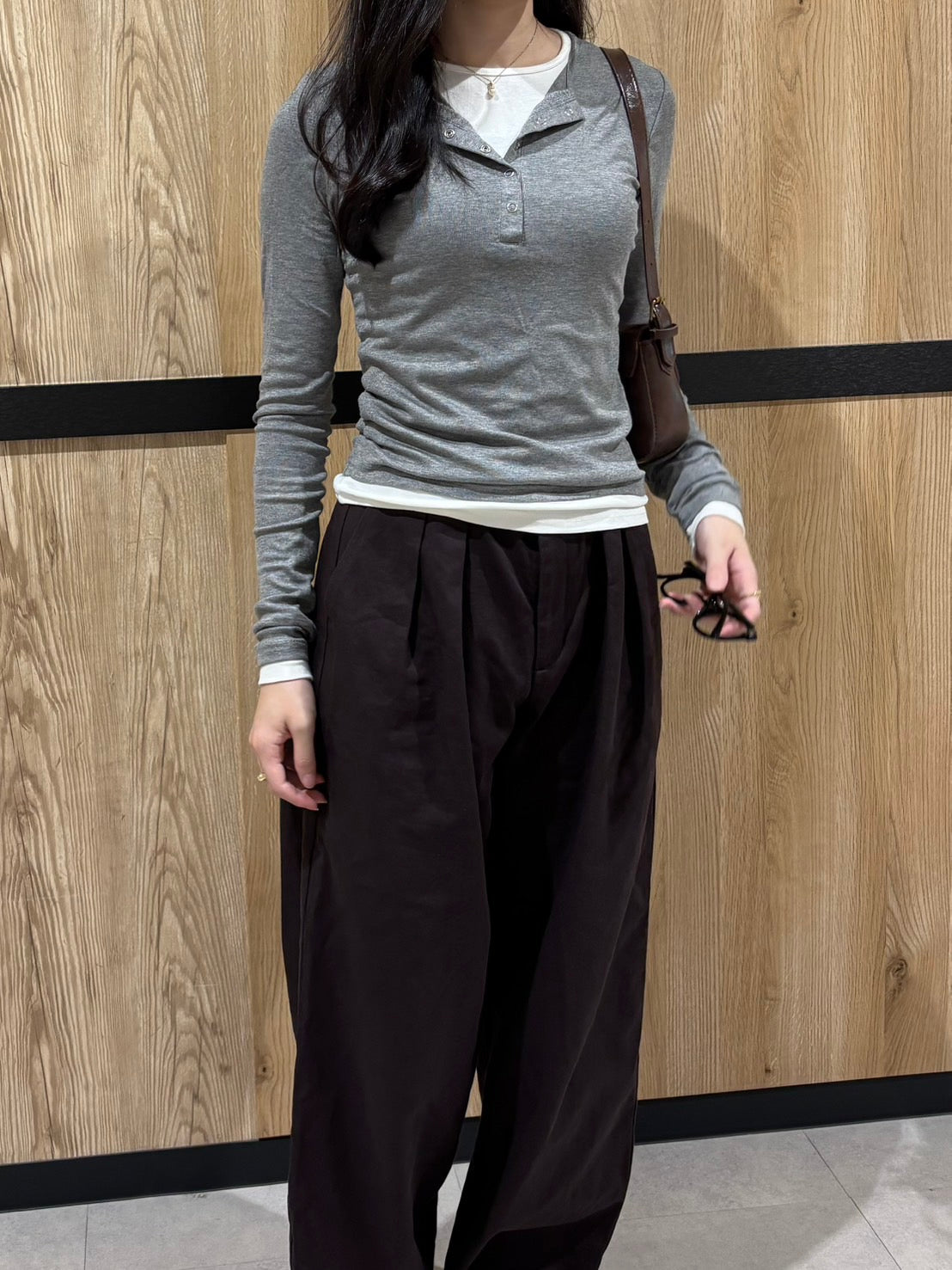 スリムフィッド重ね着風長袖カットソー CLG002