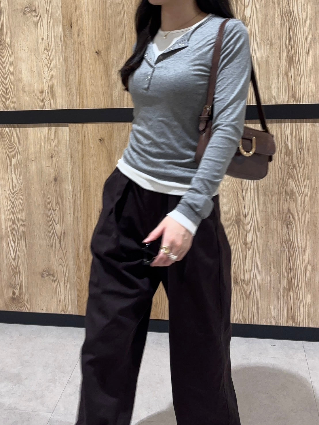 スリムフィッド重ね着風長袖カットソー CLG002