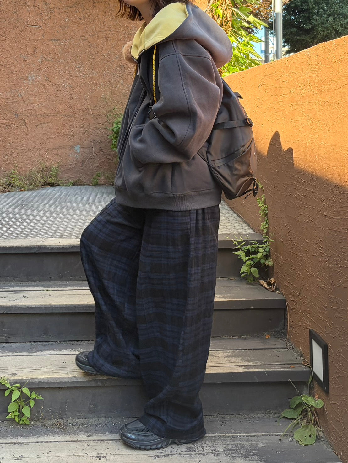 カーブシルエットチェックパンツ NMC-002