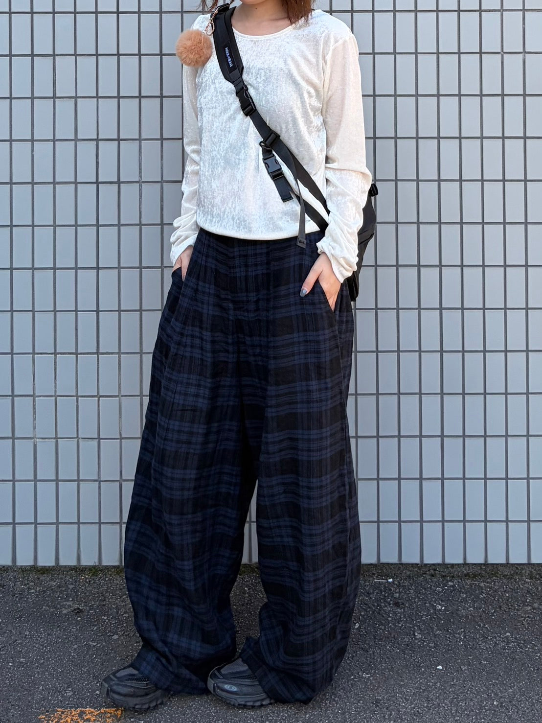 カーブシルエットチェックパンツ NMC-002