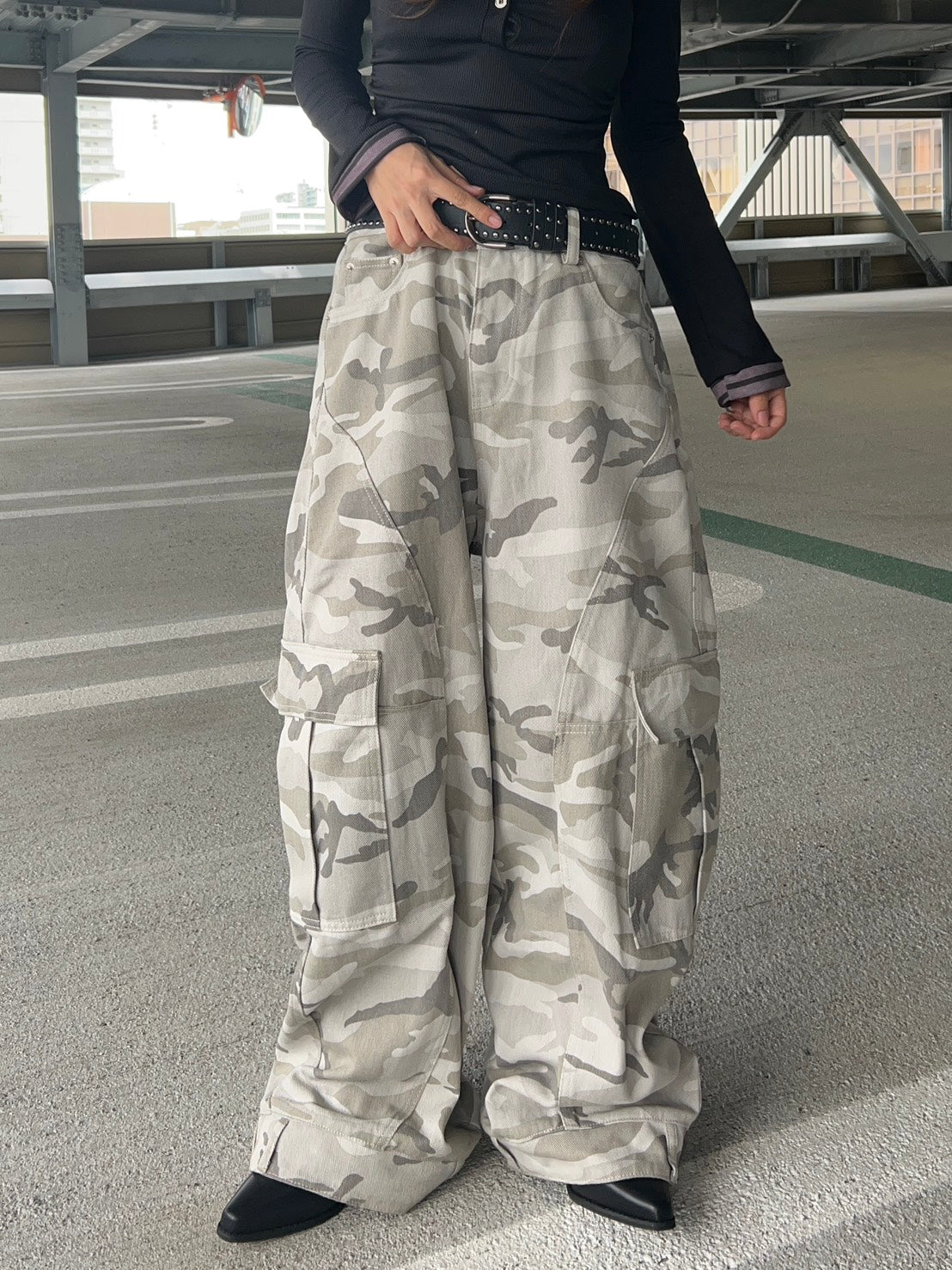 迷彩柄レトロワークカーゴパンツ LLS009