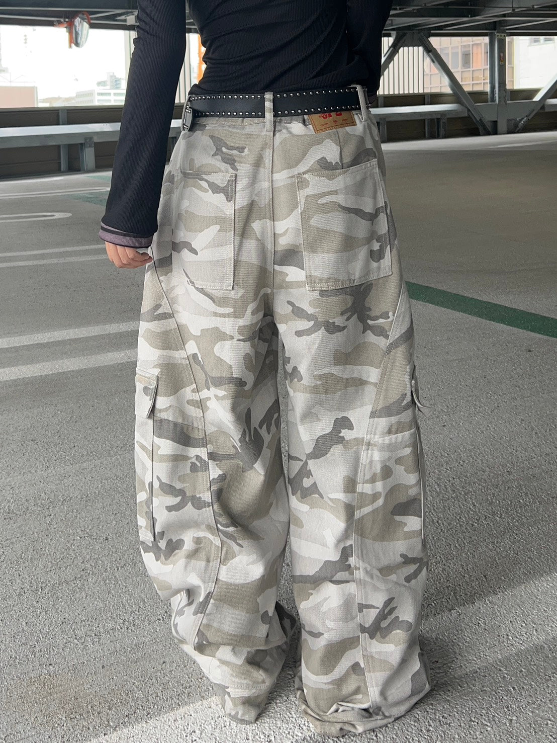 迷彩柄レトロワークカーゴパンツ LLS009