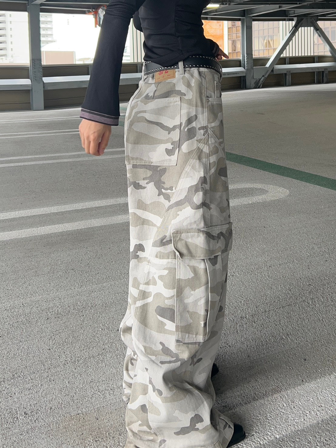 迷彩柄レトロワークカーゴパンツ LLS009