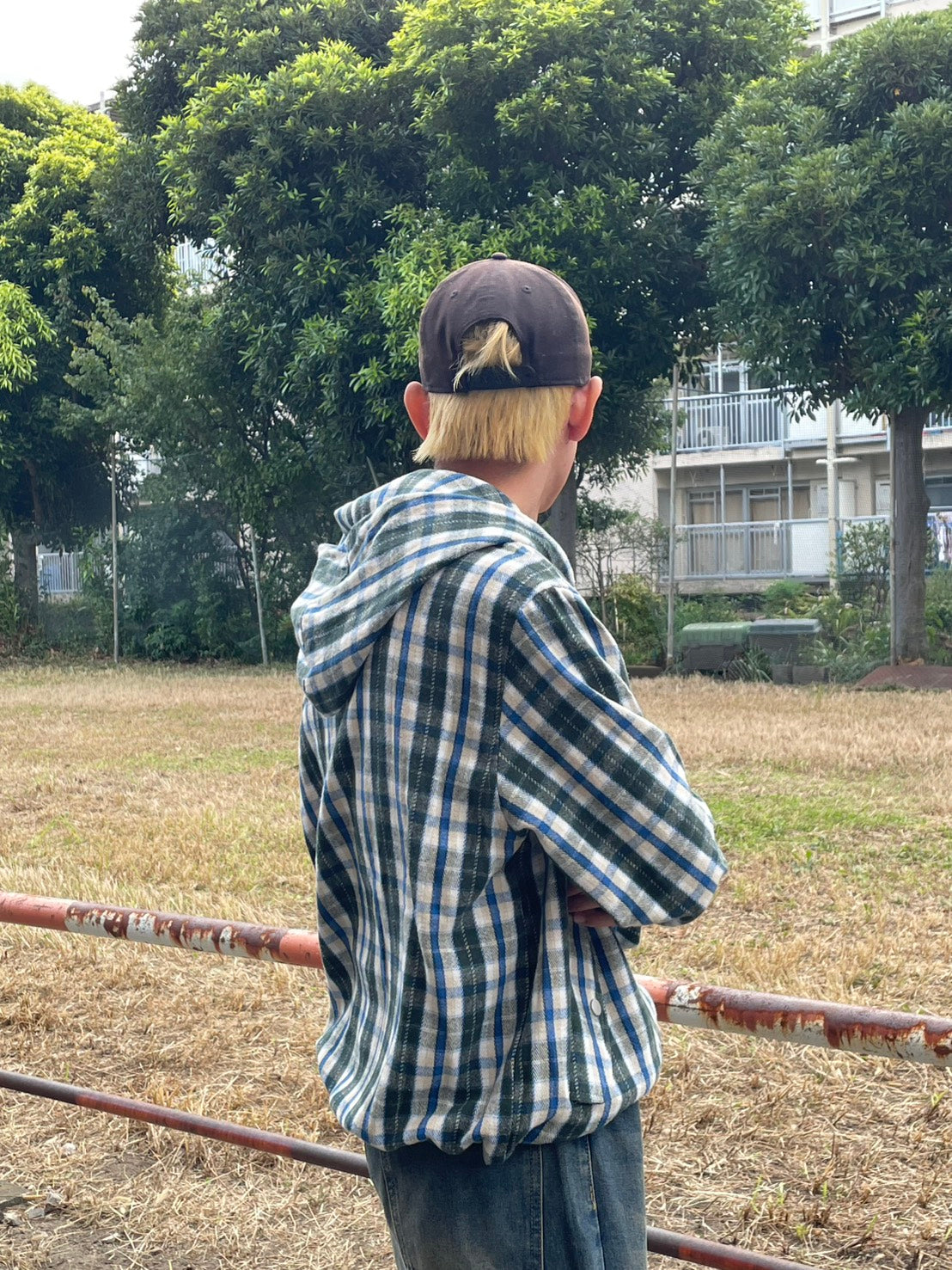 クロップド丈 ネルチェック フードジップブルゾン YMA-003