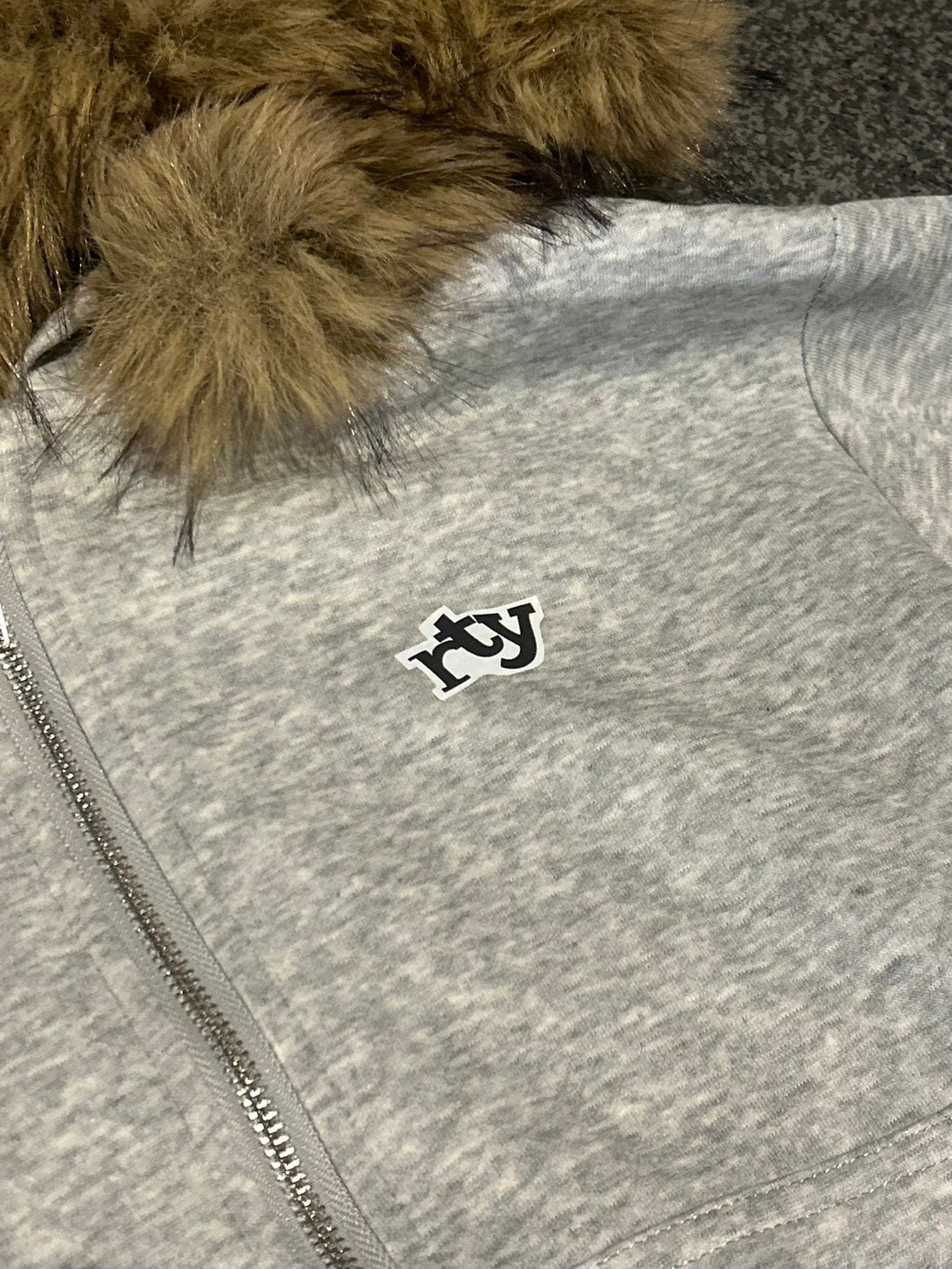 フェイクファー フーディジップブルゾン MI-18