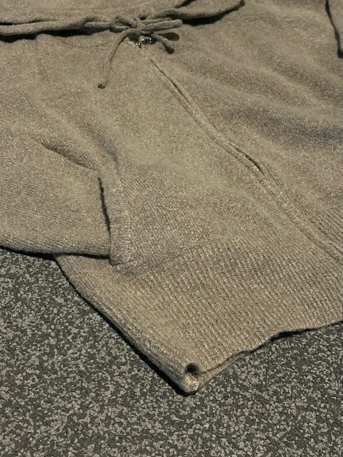 スモーキーカラー薄手フーディニットカーデ MI-22