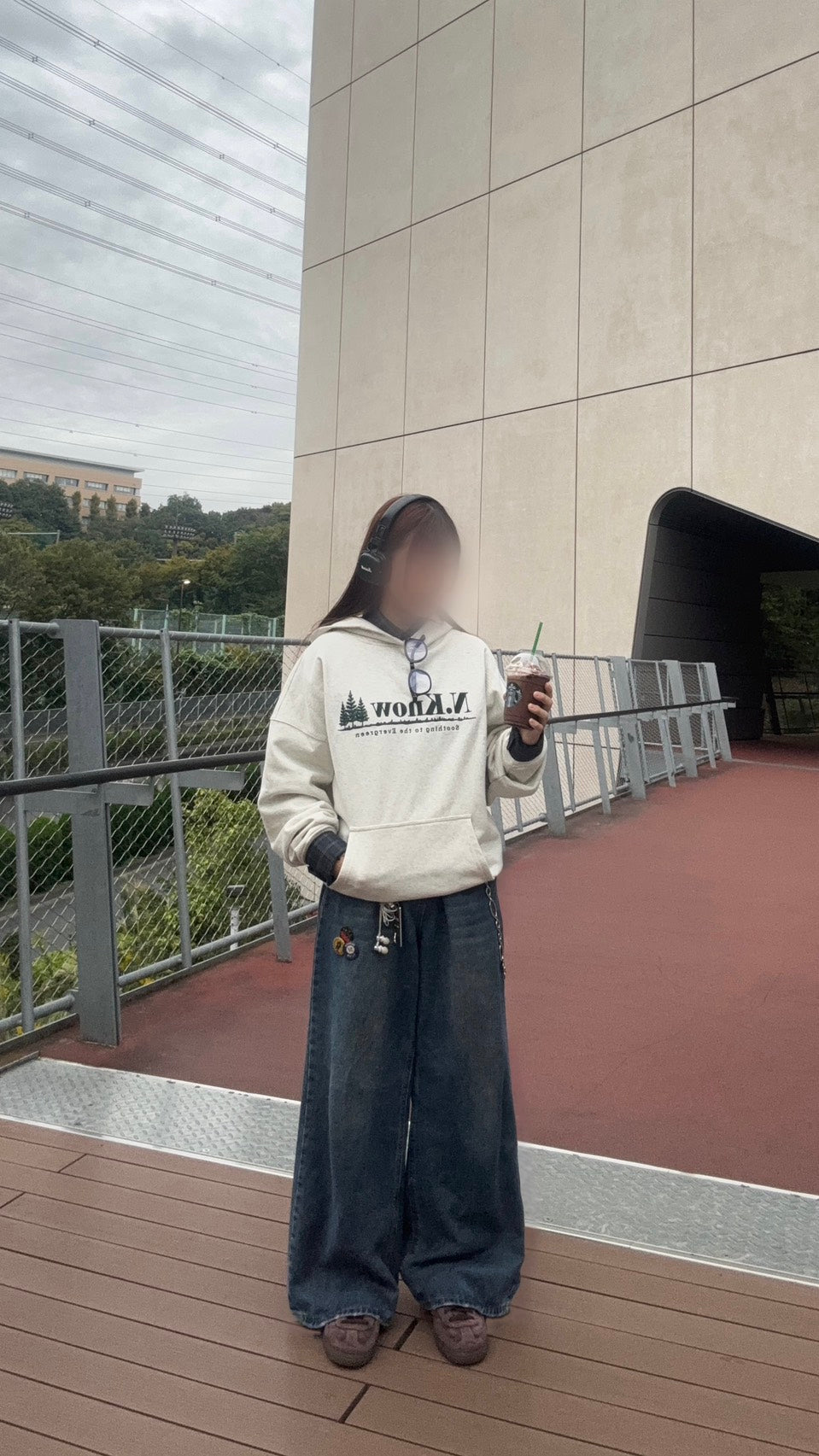 オリジナルロゴ刺繍フーディ EA008