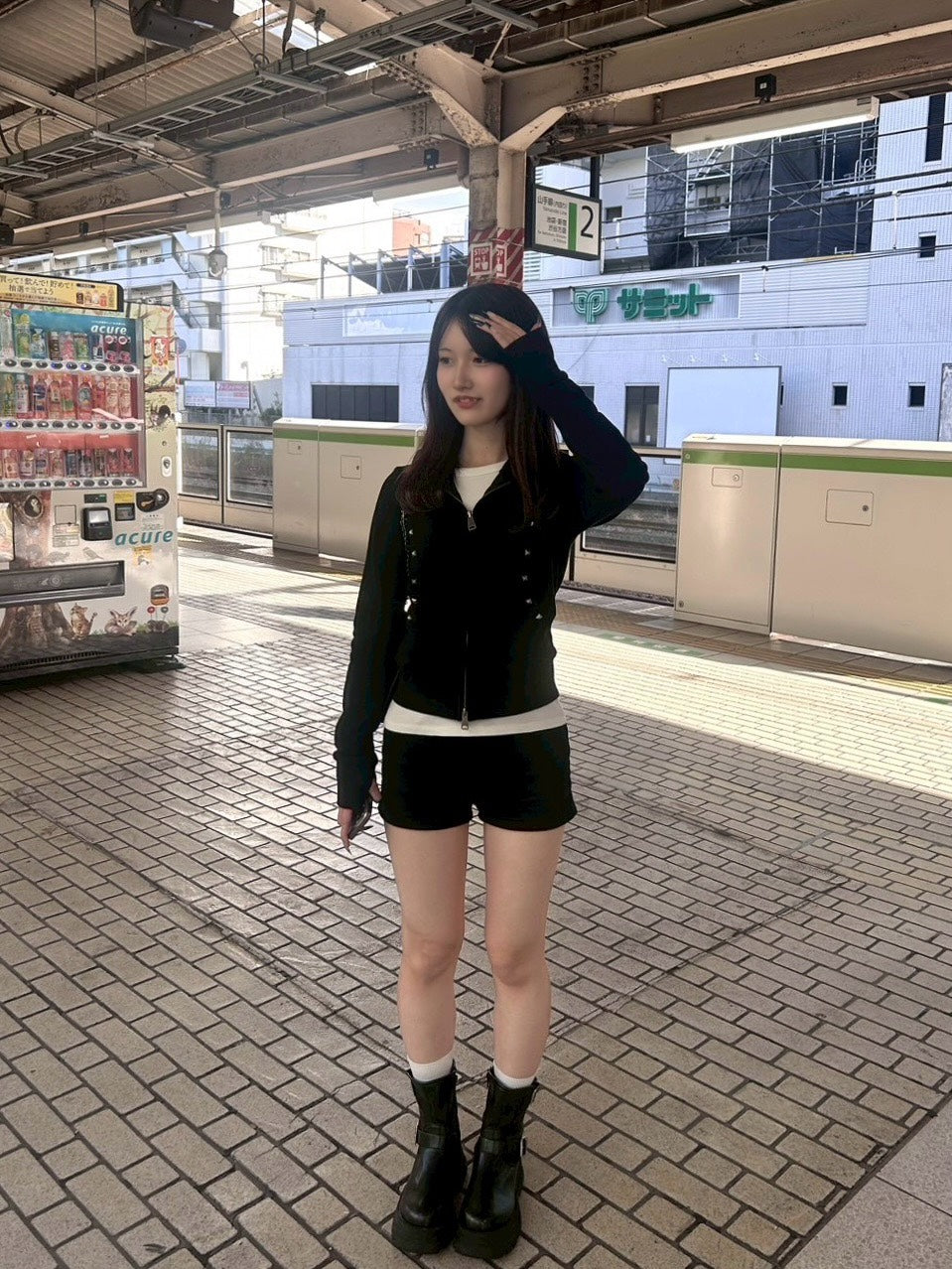 スタッズジップショートパーカー NEG-001