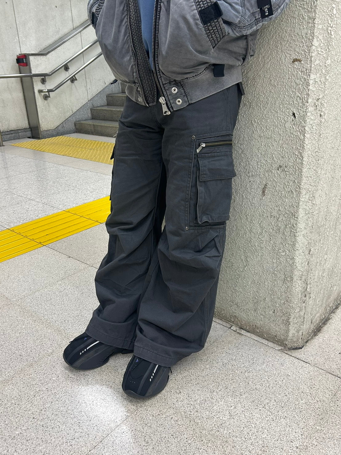 デコラジップ カーブワイドカーゴパンツ SHY-002