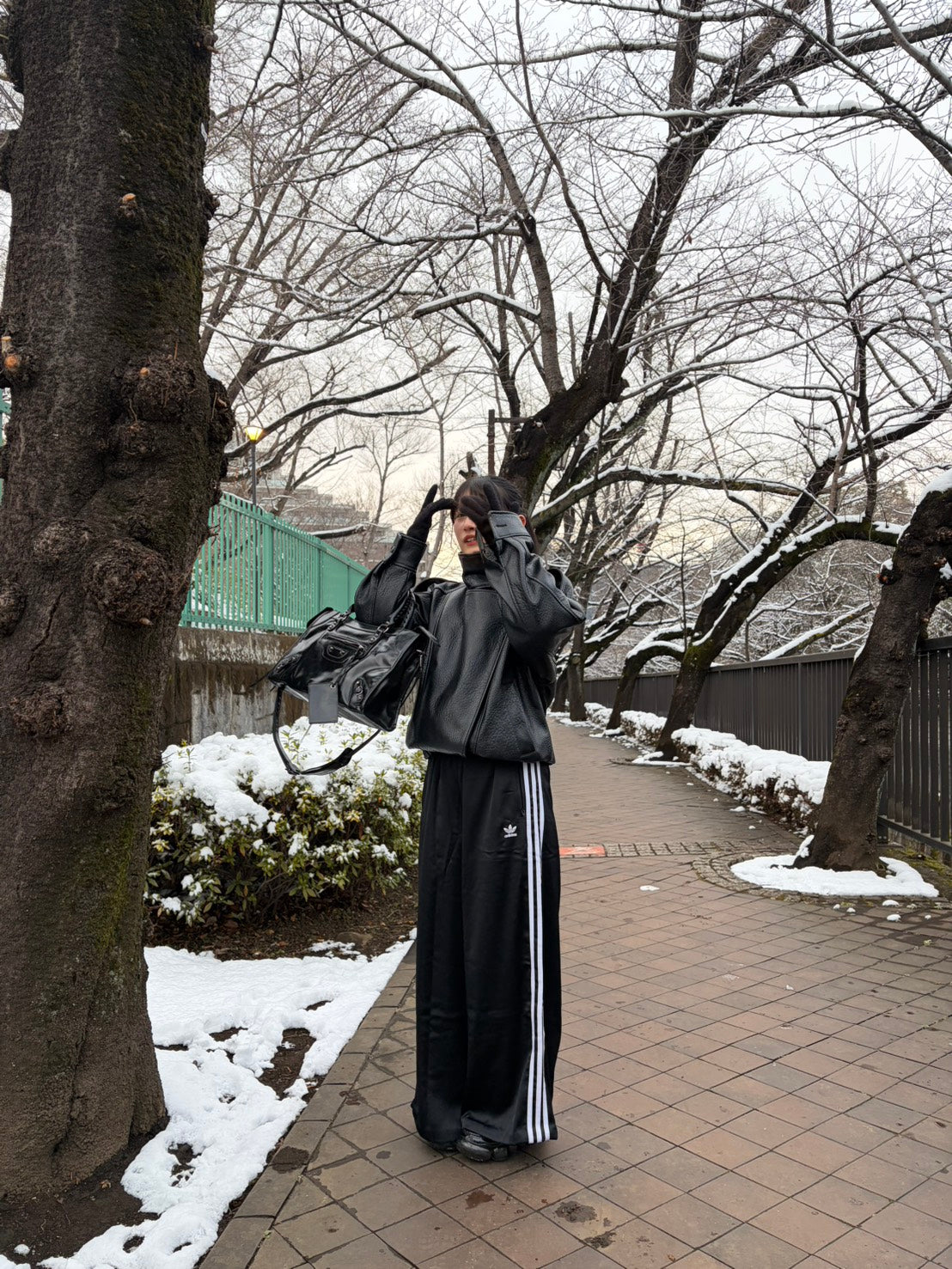 モトデザイン レザーライク ボストンバッグ NEG-003