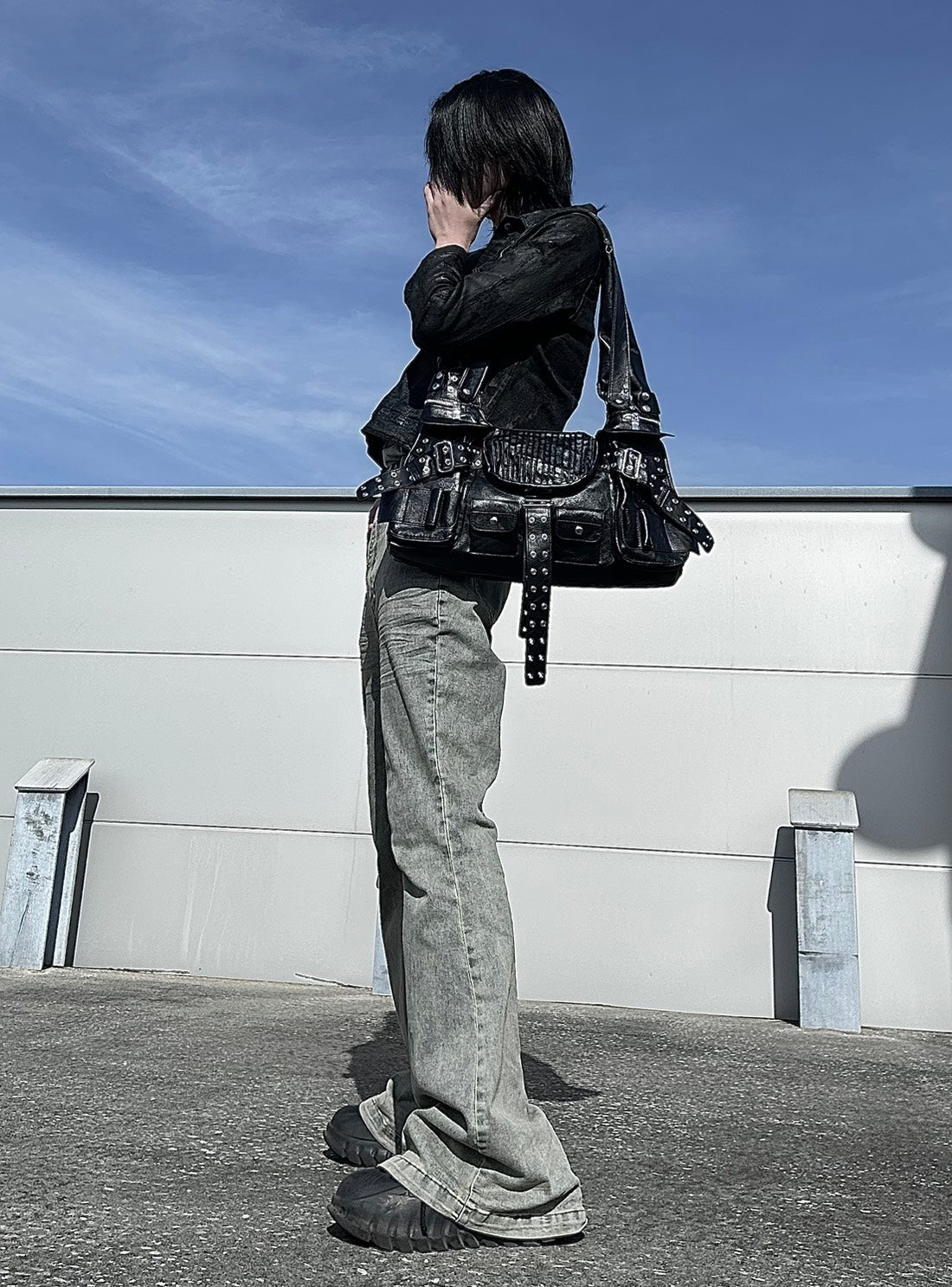 スタッズマルチポケットバッグ BDW005