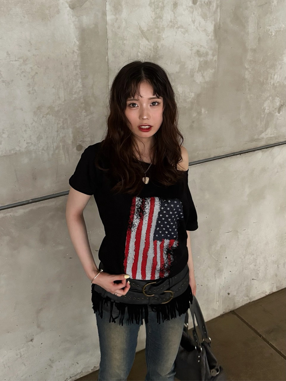 フラッグプリントオフショルダーTシャツ MH007