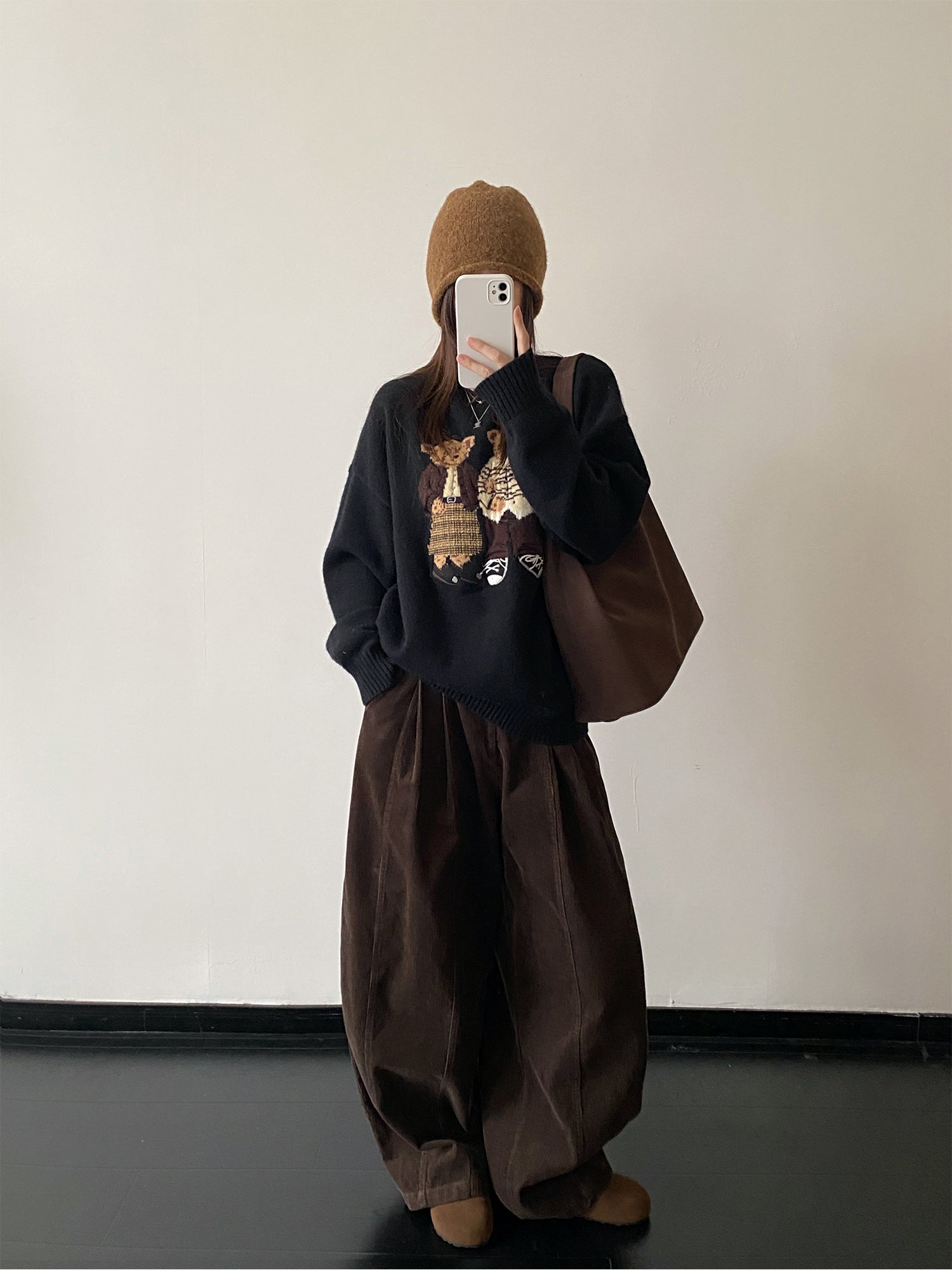 ラウンドネック クマニットセーター N903