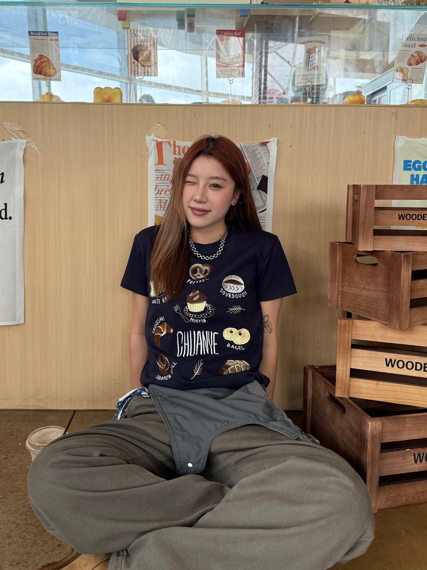 ベーカリー刺繍風 イラストTシャツ   N517
