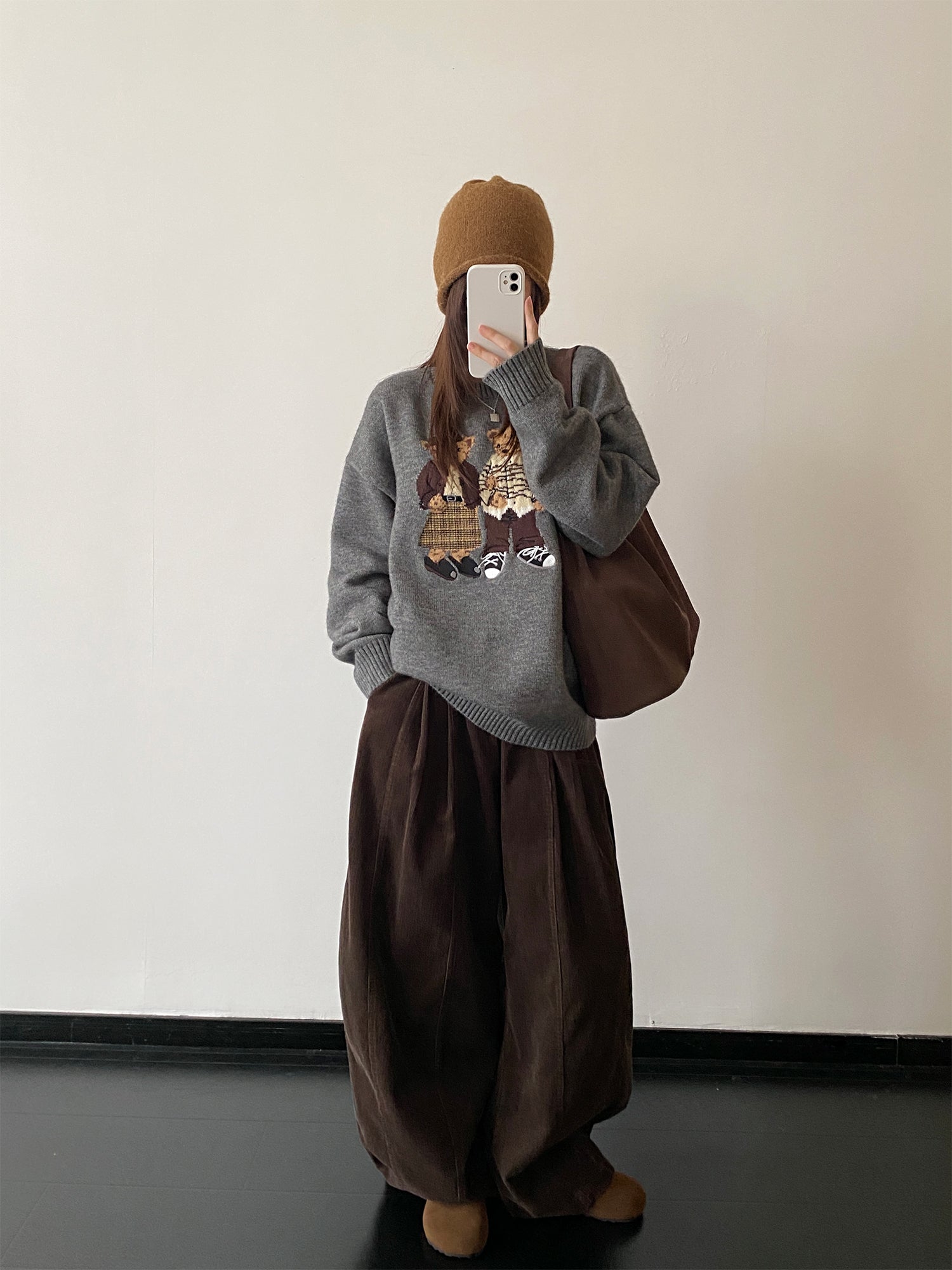 ラウンドネック クマニットセーター N903