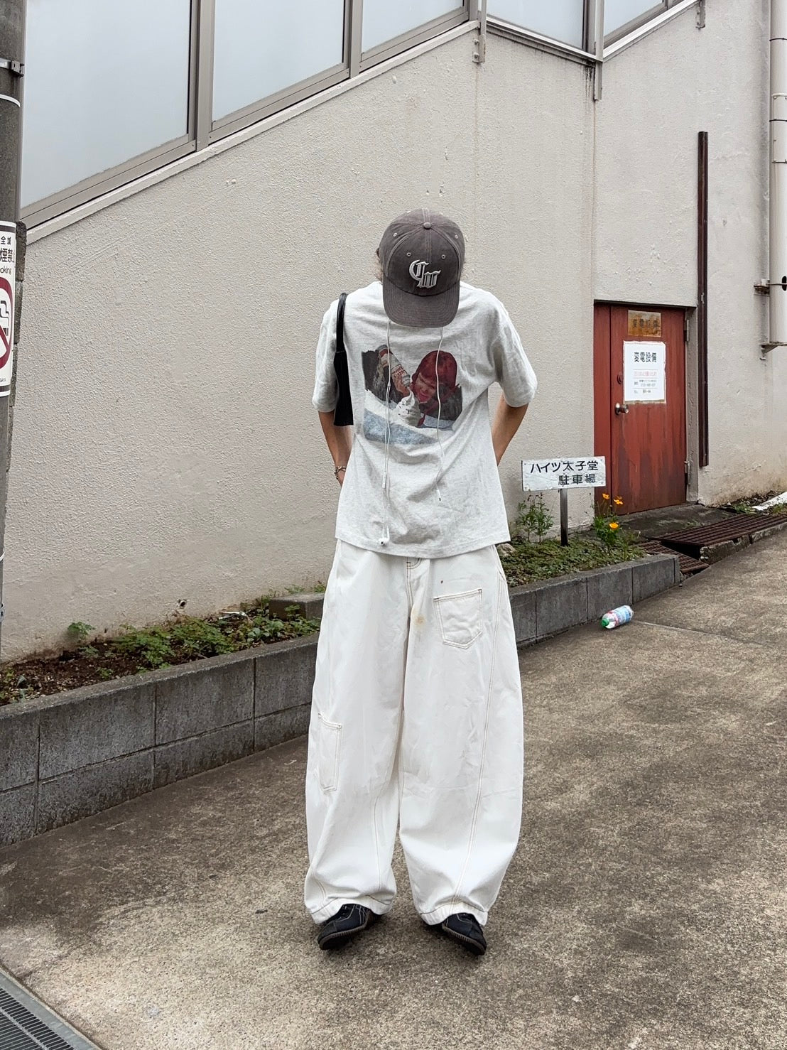 フォトグラフィック・プリントTシャツ　GA001