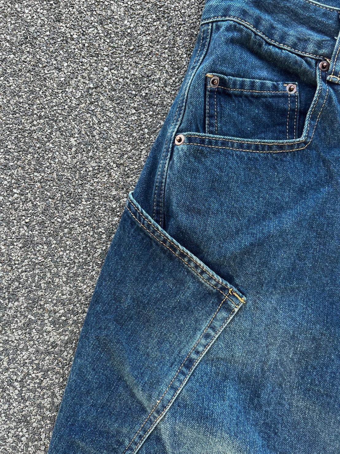 3Dカーブ・パネル切替ワイドデニム MI-08