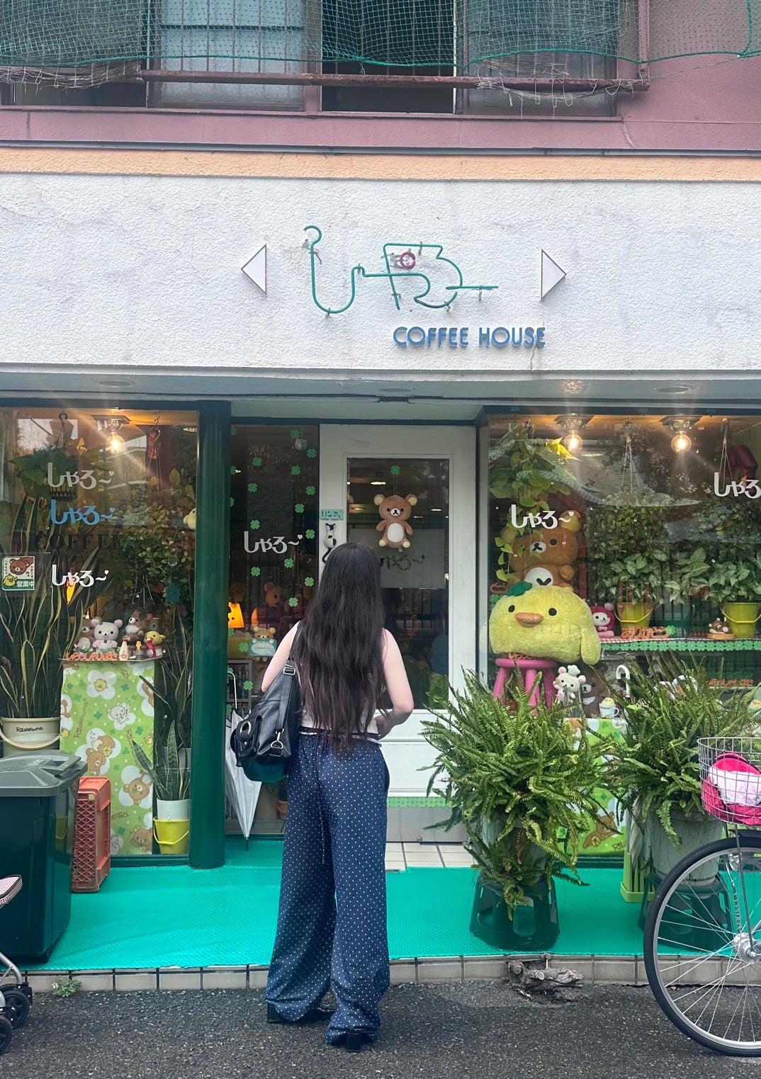 より目 GX001デニムジャケット、ZX001デニムパンツ ともに古着加工を施