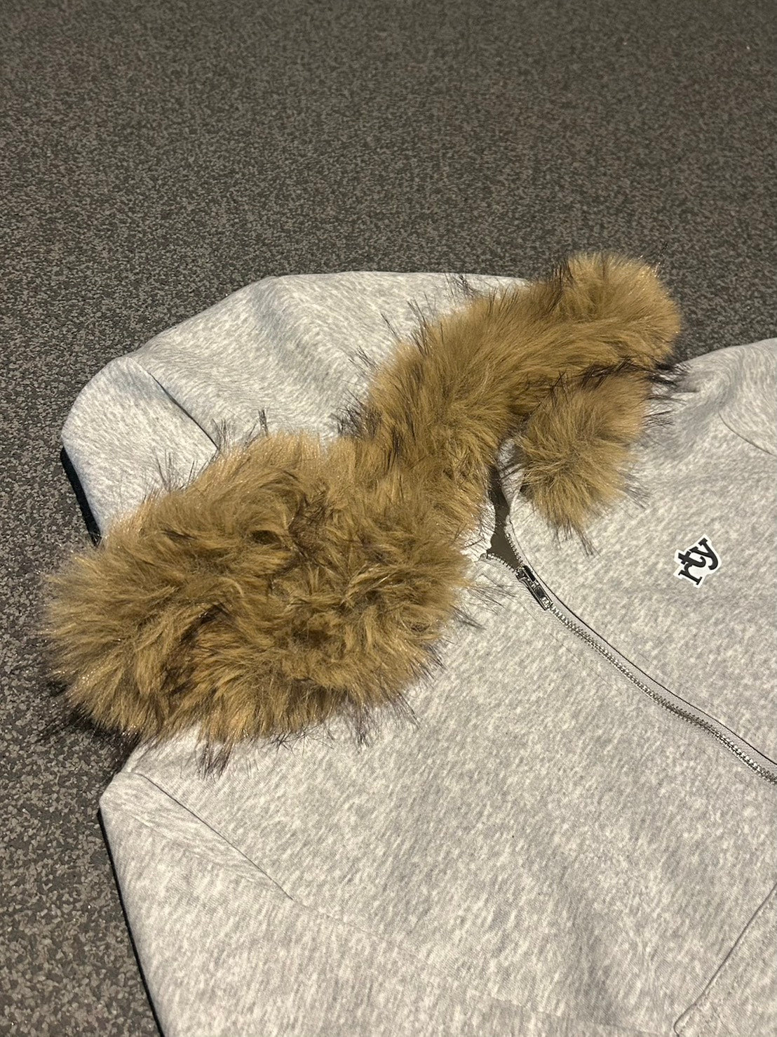 フェイクファー フーディジップブルゾン MI-18