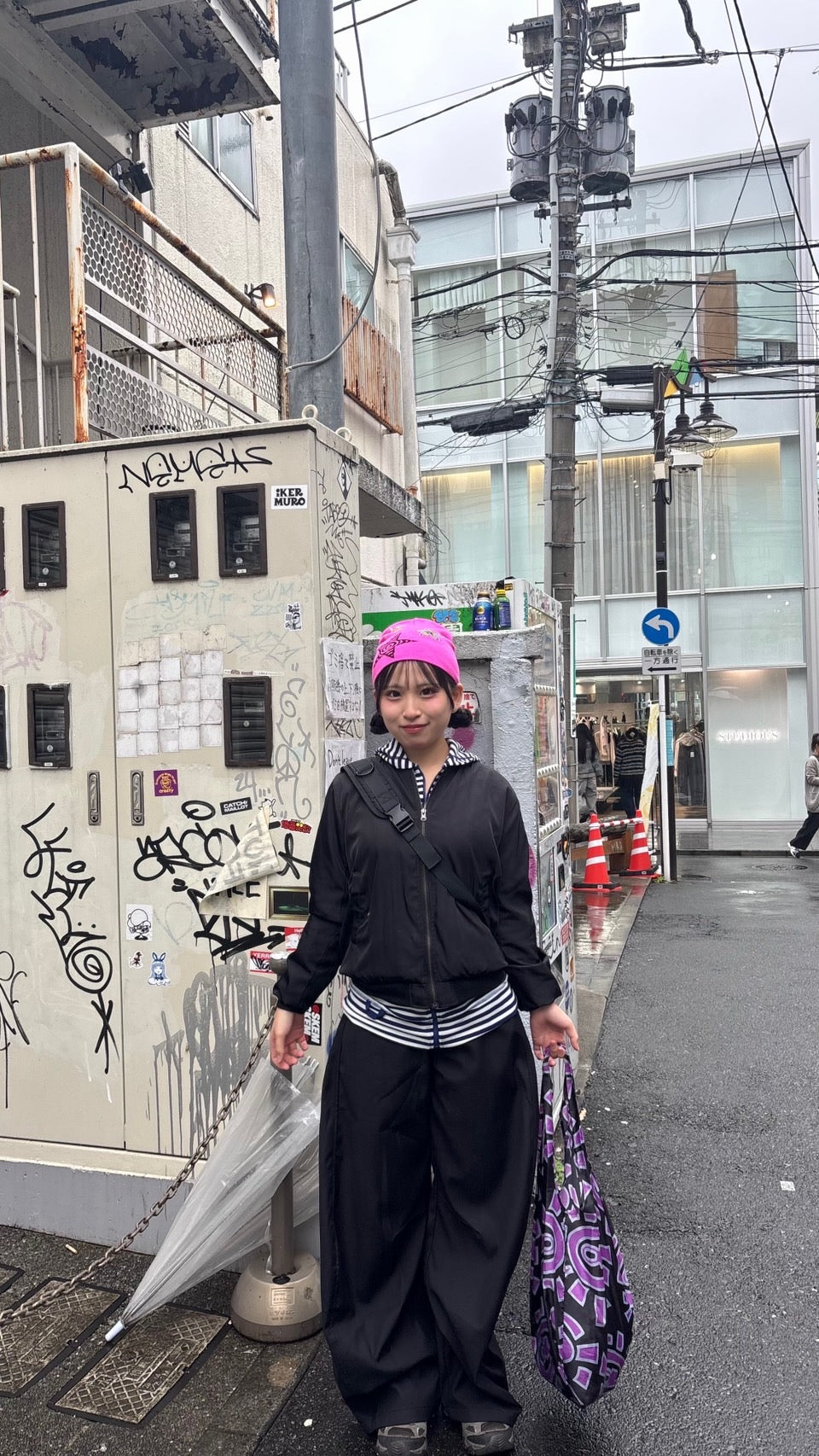 タックワイドハイウエストスラックスパンツ　PC007