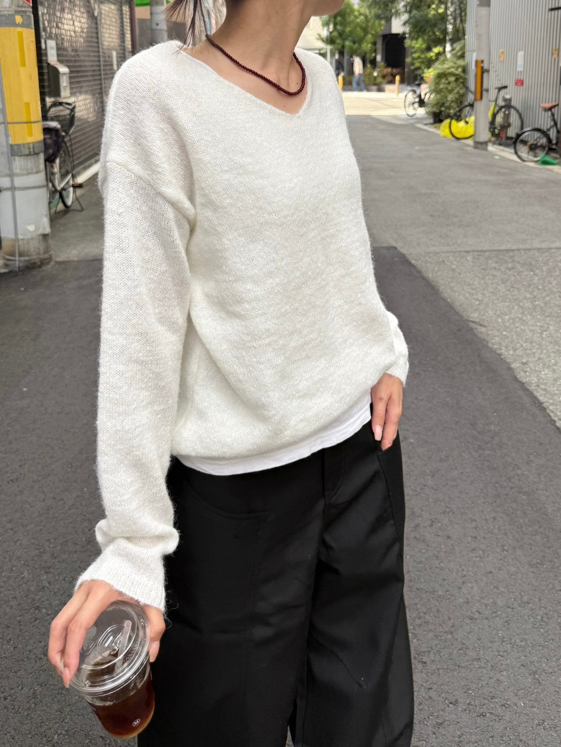 Vネックソフトマヘアタッチニットトップス TM-008