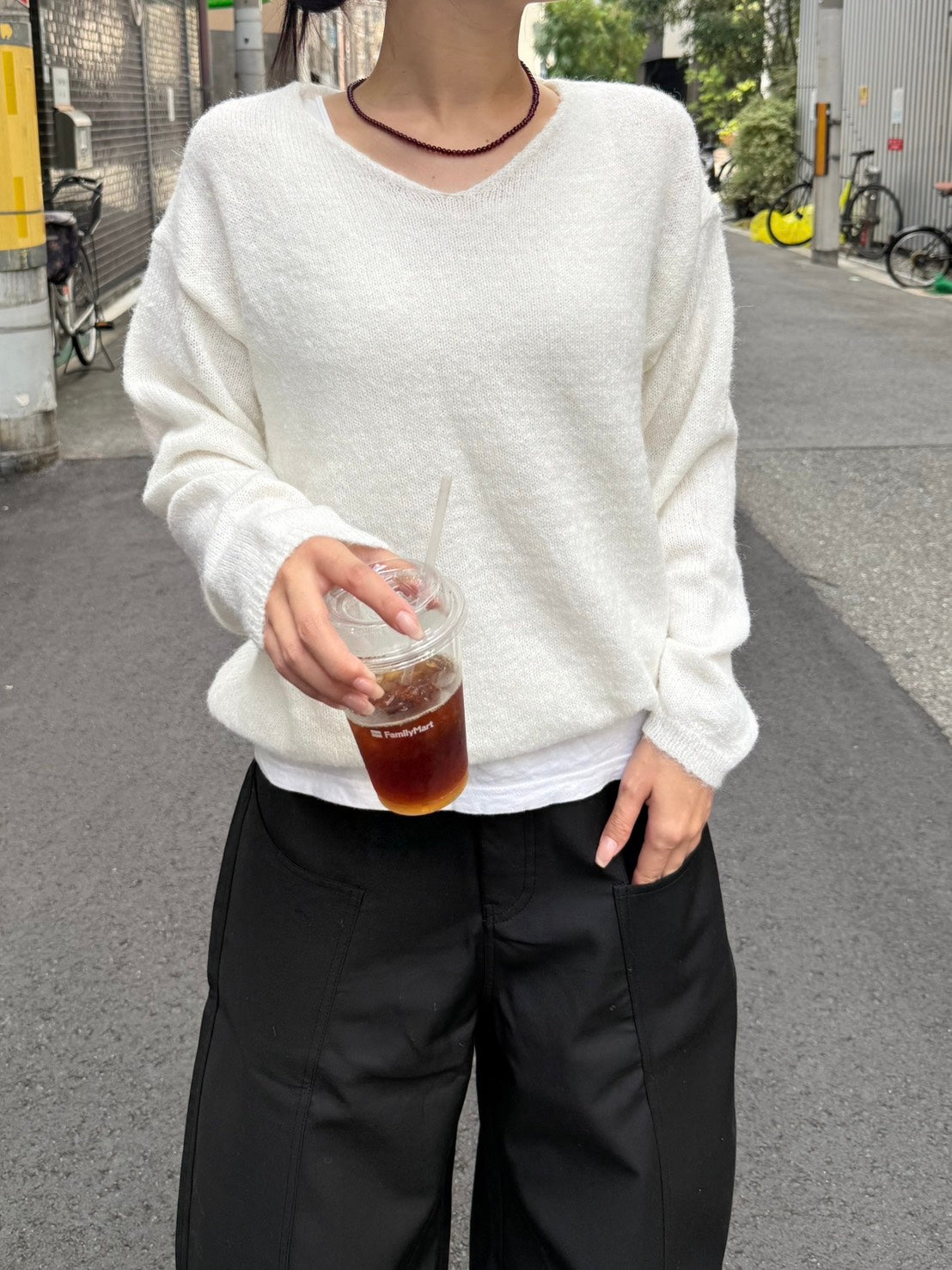 Vネックソフトマヘアタッチニットトップス TM-008