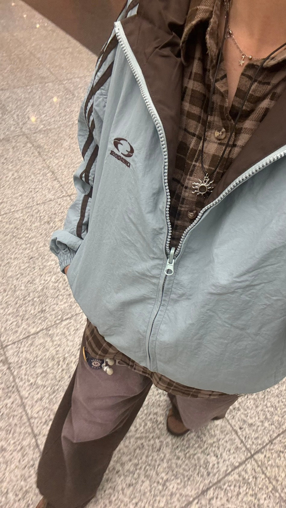 スポーティリバーシブルナイロンジャケット EA007