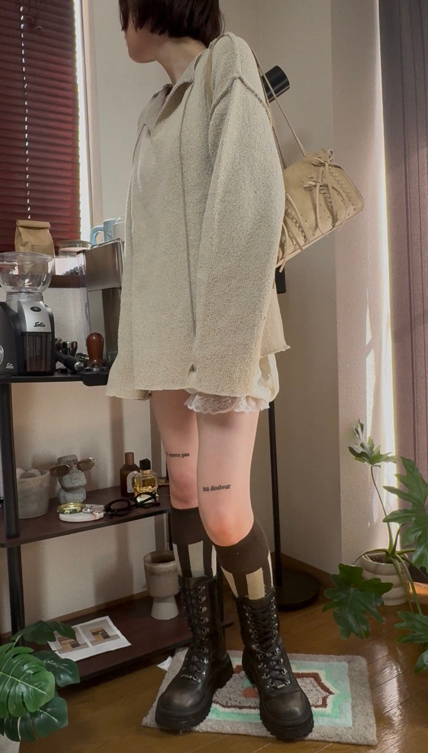 リバーシブルVネックニット／ルーズフィット　SNA-001