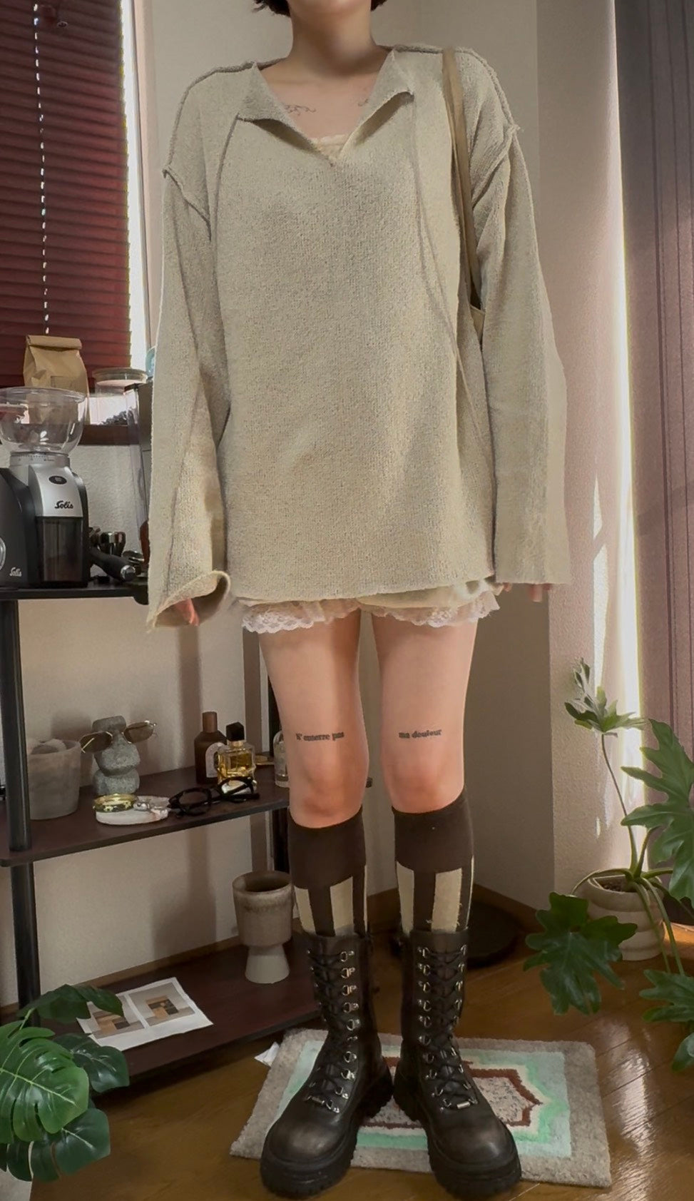 リバーシブルVネックニット／ルーズフィット　SNA-001