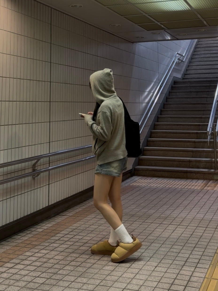 スモーキーカラー薄手フーディニットカーデ　MI-22