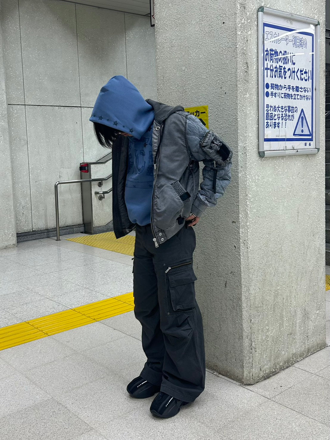 デコラジップ カーブワイドカーゴパンツ SHY-002