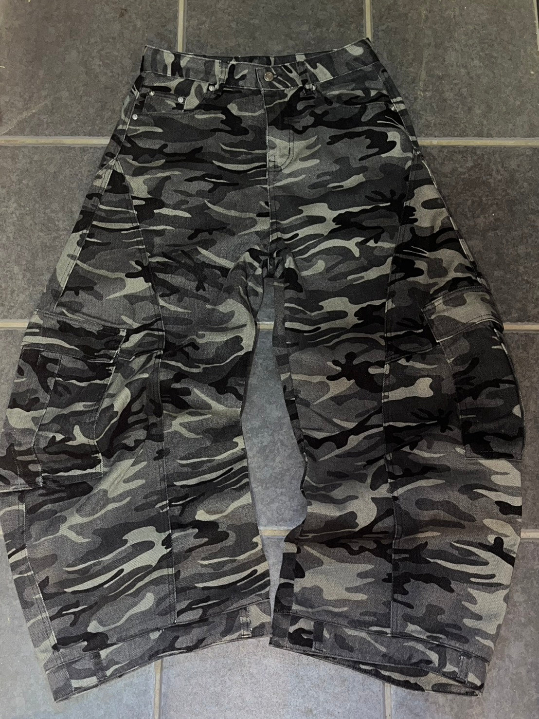 ヴィンテージカモワイドカーゴデニム IX-003