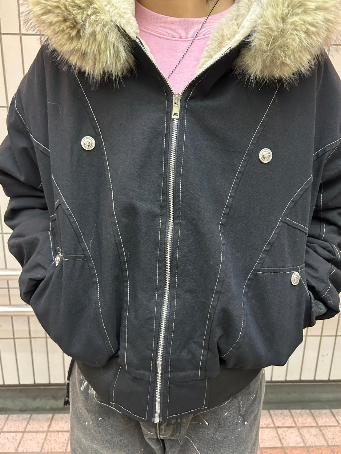 メタルボタンファーフードショートパデッドジャケット　SHY-003