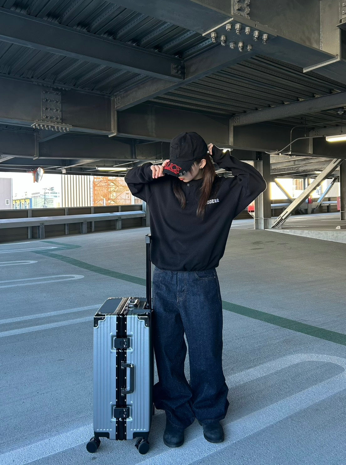 軽量設計スーツケース LLS-028