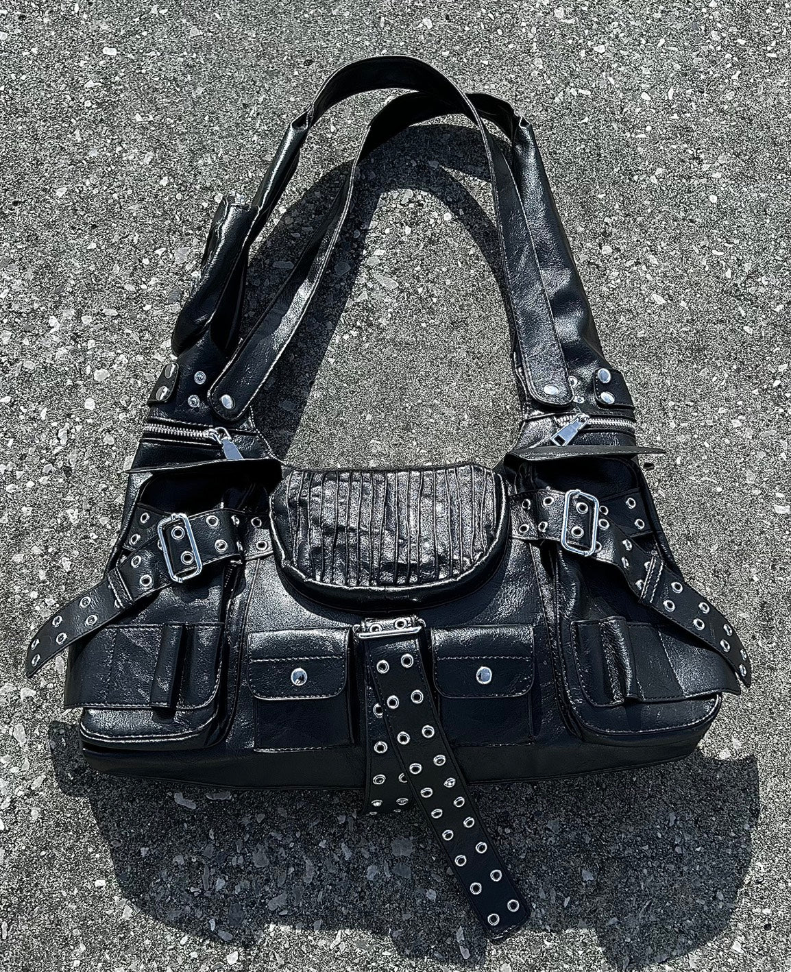 スタッズマルチポケットバッグ BDW005