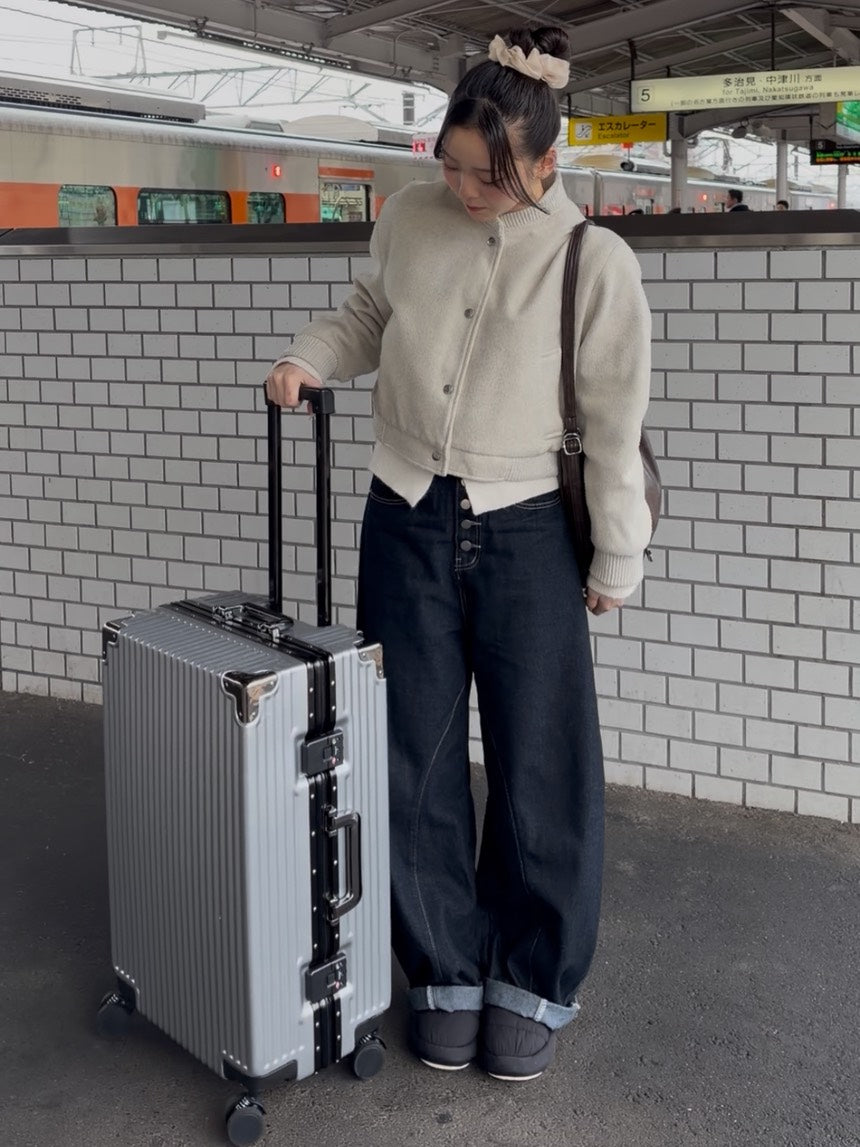 耐久性◎ソフトシェルスーツケース　OT-043