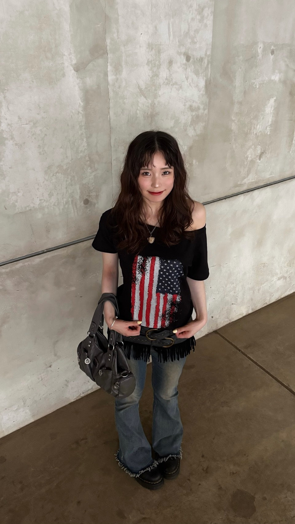フラッグプリントオフショルダーTシャツ　MH007